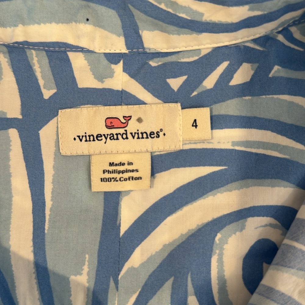 π3/$15π Vineyard Vines 1/2 Button Up Popover. Size 4. - Picture 7 of 10